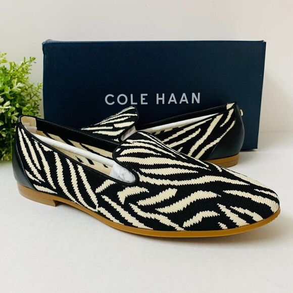 Cole Haan Modern Classics Slip on Flats Loafer Sz 5.5B in Zebra Print Knit - Picture 1 of 12